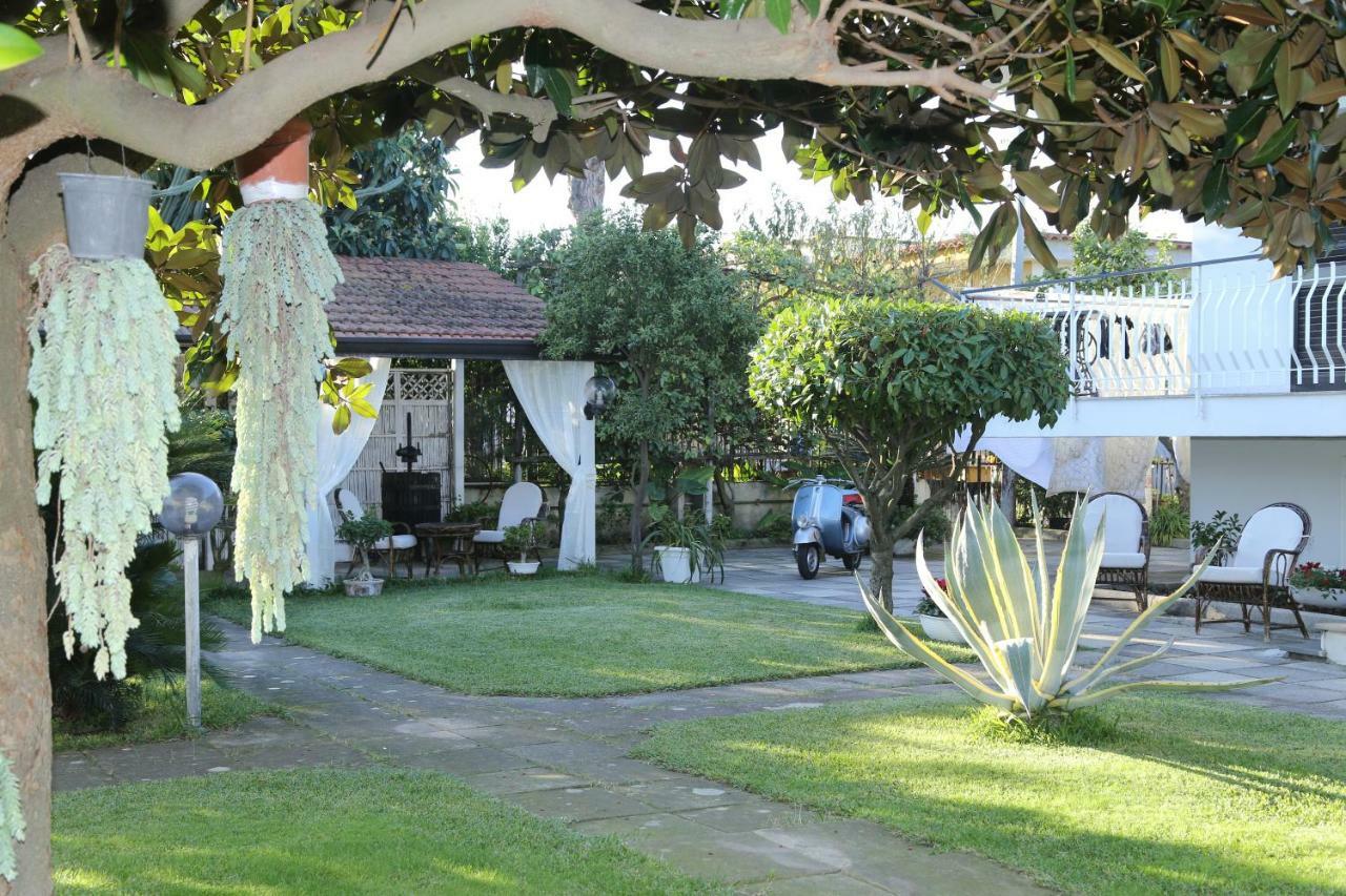 B&B Maison Blanche Pompeya Exterior foto