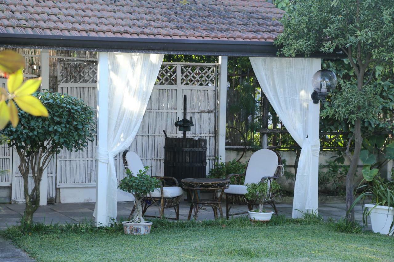 B&B Maison Blanche Pompeya Exterior foto