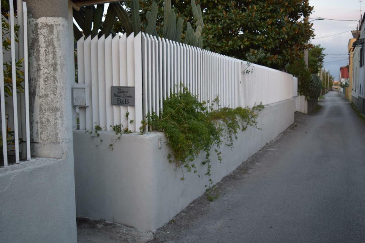 B&B Maison Blanche Pompeya Exterior foto